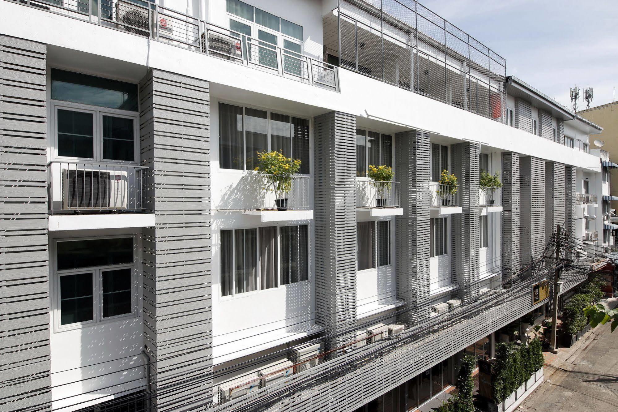 Ratchadamnoen Residence Бангкок Экстерьер фото